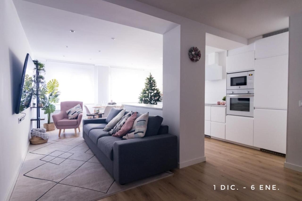 Lujoso Apartamento Entre 2 Playas Con Garaje, Wifi Gijon Luaran gambar