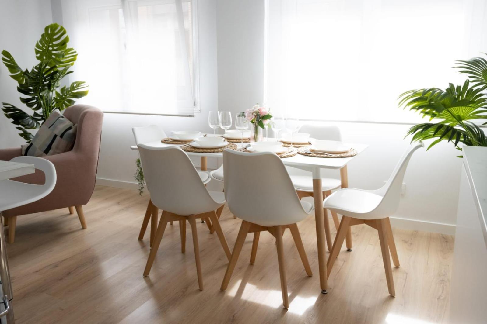 Lujoso Apartamento Entre 2 Playas Con Garaje, Wifi Gijon Luaran gambar